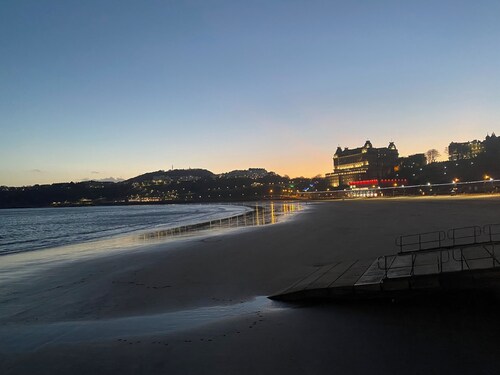 Sunrise View Flat 1, 1 Bedroom Sea View Apartment