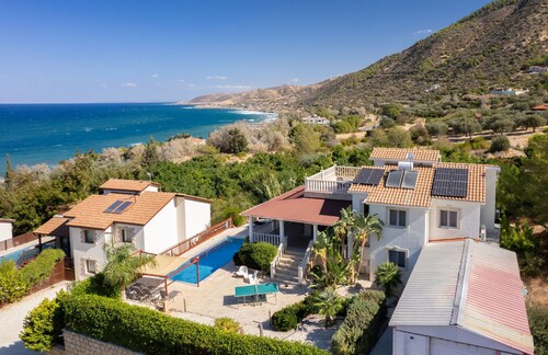 Pomos Harbour View Villa
