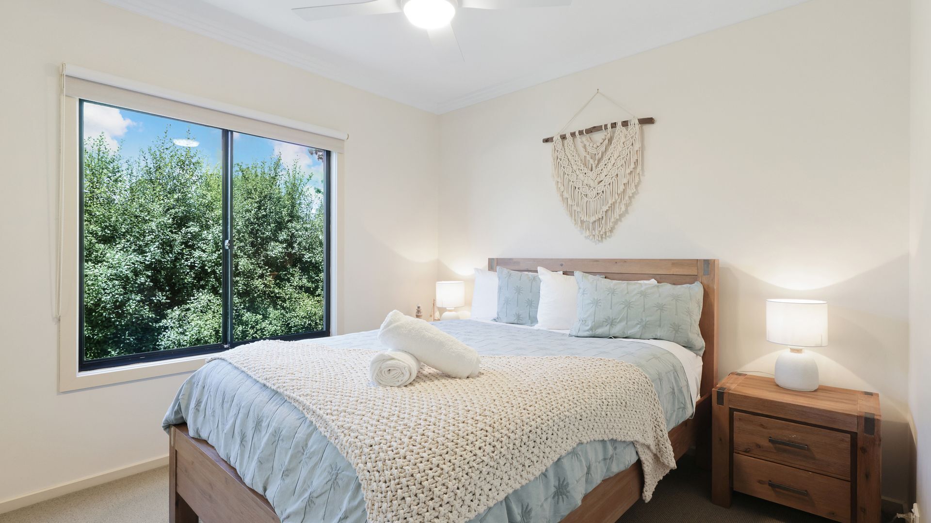 4 chambres, fer et planche à repasser, lit parapluie, accès Internet