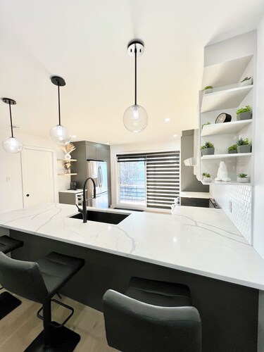 Charming 2-bedroom apartment in brilliant Montréal