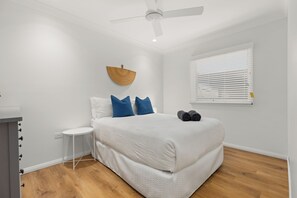 3 Schlafzimmer, Schreibtisch, Bügeleisen/Bügelbrett, kostenloses WLAN