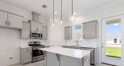 Charming New Construction 3-bedroom house available 3-6 months