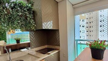 Micro-ondas, fogão, cooktop