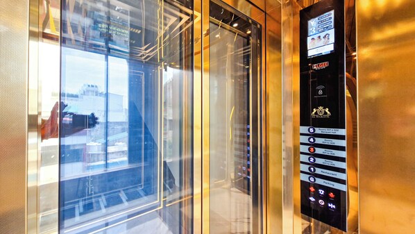 Elevator - Le Majestic Business Class Hotel  (Puducherry)