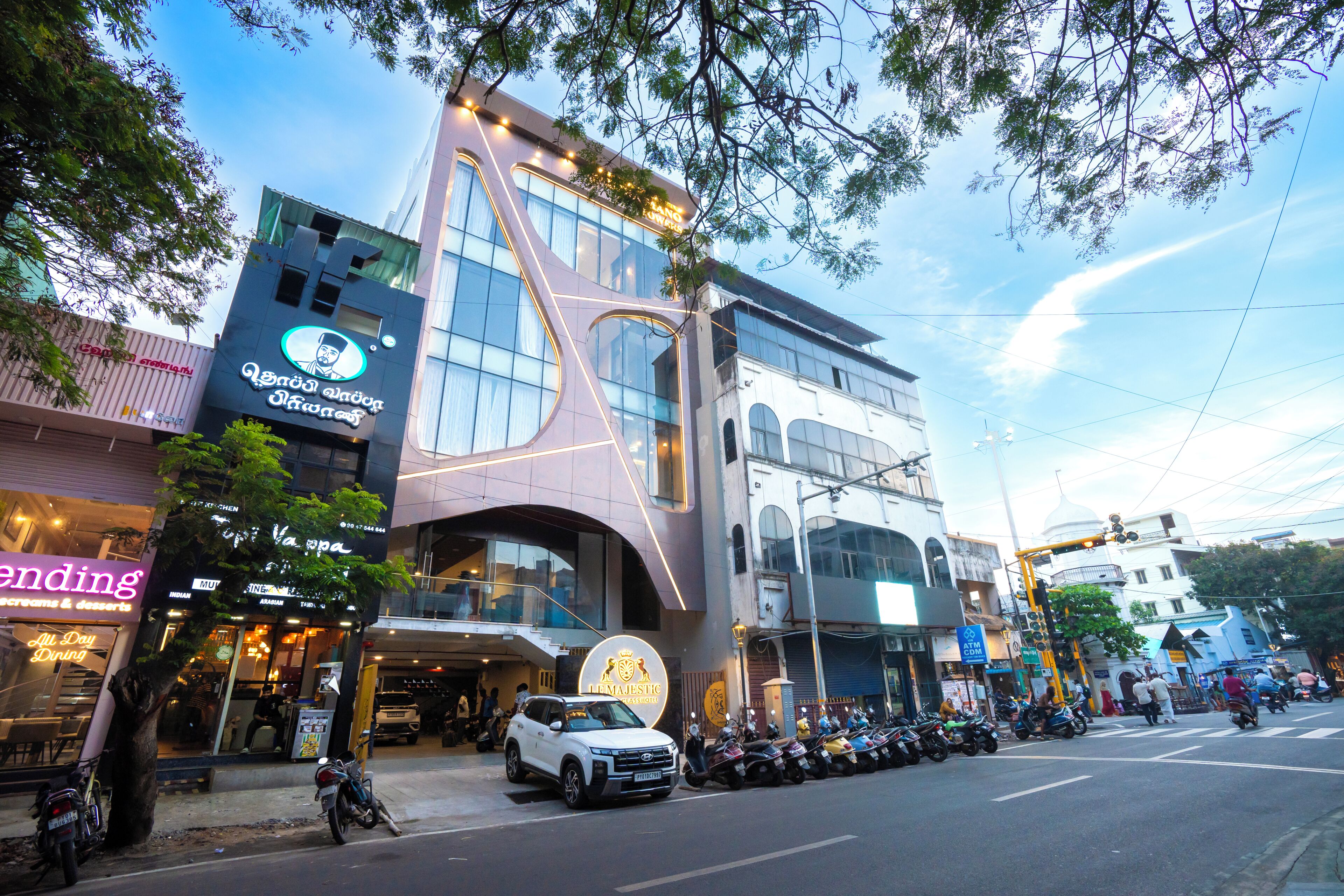 숙박 시설 입구