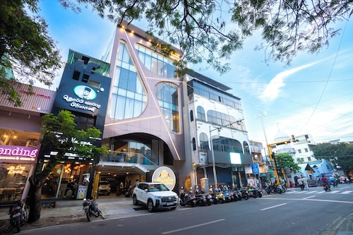 Le Majestic Business Class Hotel