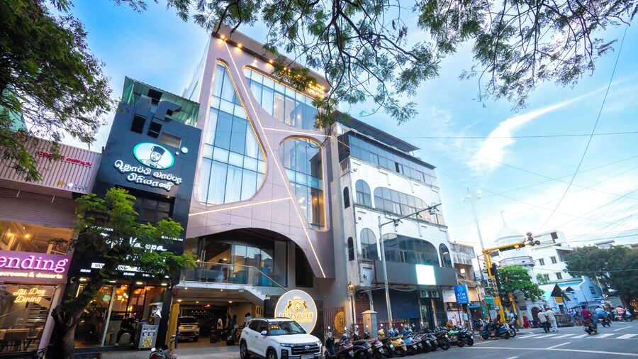 Le Majestic Business Class Hotel