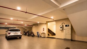 Parking - Le Majestic Business Class Hotel  (Puducherry)