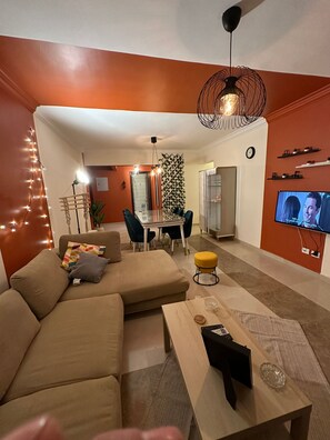 Apartment, 3 Bedrooms, Accessible, Smoking | Living room - Jre-eg Modern Aprt Sheikh Zayed (Sheikh Zayed City)