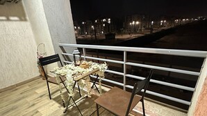 Apartment, 3 Bedrooms, Accessible, Smoking | Outdoor dining - Jre-eg Modern Aprt Sheikh Zayed (Sheikh Zayed City)