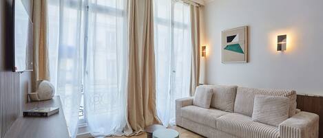 Apartment | Living area