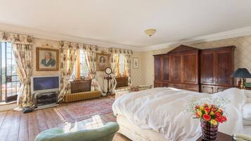 7 Schlafzimmer, Bügeleisen/Bügelbrett, WLAN, Bettwäsche