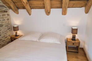 2 Schlafzimmer, Bügeleisen/Bügelbrett, WLAN, Bettwäsche