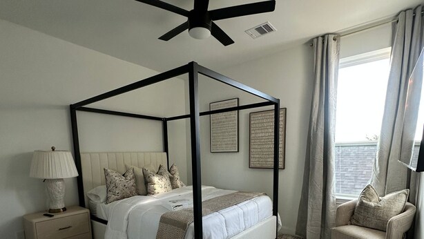 Unclassified image, 1 of 13, button - The Ultimate Entertainer's Duplex: Perfect for Epic Gatherings of 16+ (Houston)