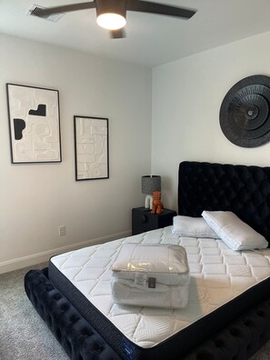 8 bedrooms, in-room safe, desk, iron/ironing board