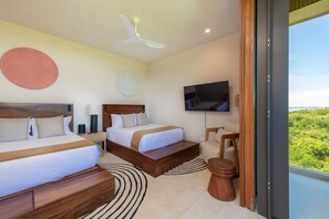 5 bedrooms, desk, iron/ironing board, travel crib