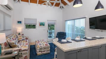 智能电视、书、打印机