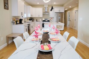 Dining - New Built & Modern 3BR Boston w/ Parking, Pet Friendly near Franklin Park 602 (Boston)