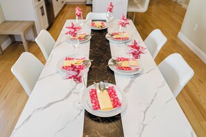 用餐