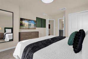 7 bedrooms, iron/ironing board, travel cot, WiFi