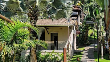 Superior Room (1) | Premium bedding, desk, laptop workspace, blackout drapes