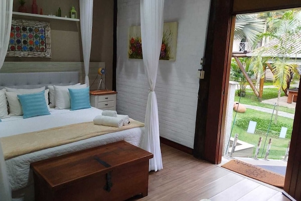 Superior Room | Premium bedding, desk, free WiFi, bed sheets