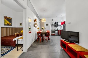 1 soverom, skrivebord, strykejern/-brett og wi-fi (inkludert)