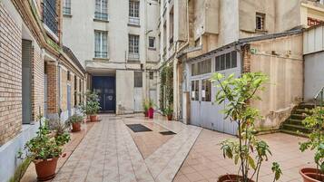 Apartment | Exterior
