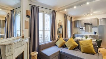 Apartment | Living room