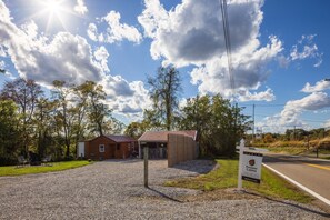 Property grounds - Bigfoot’s Lair (In the Heart of the Hills) (Rockbridge)