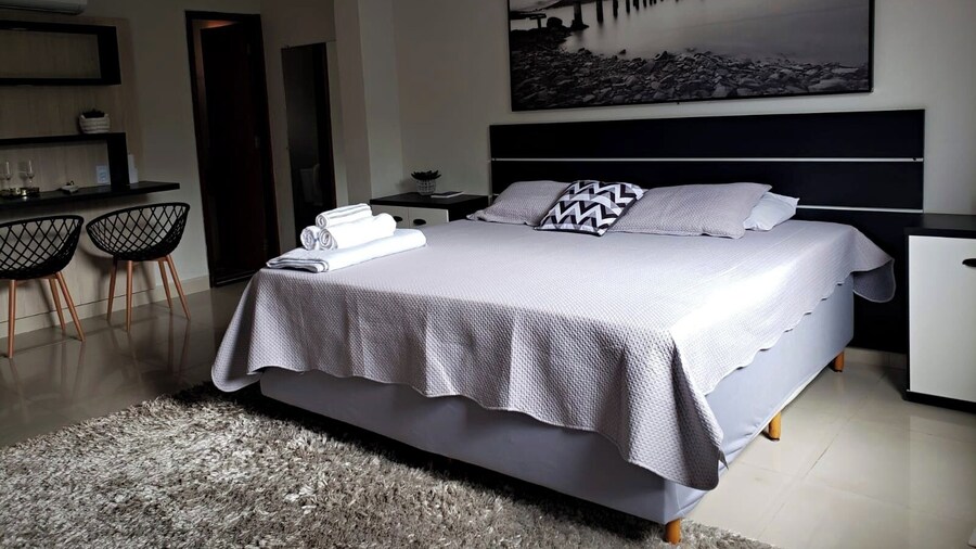 Central Palace Hotel