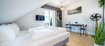 700B Apartments Am See