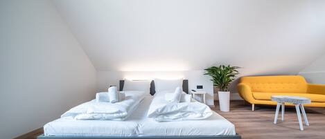 1 bedroom, free WiFi, bed sheets