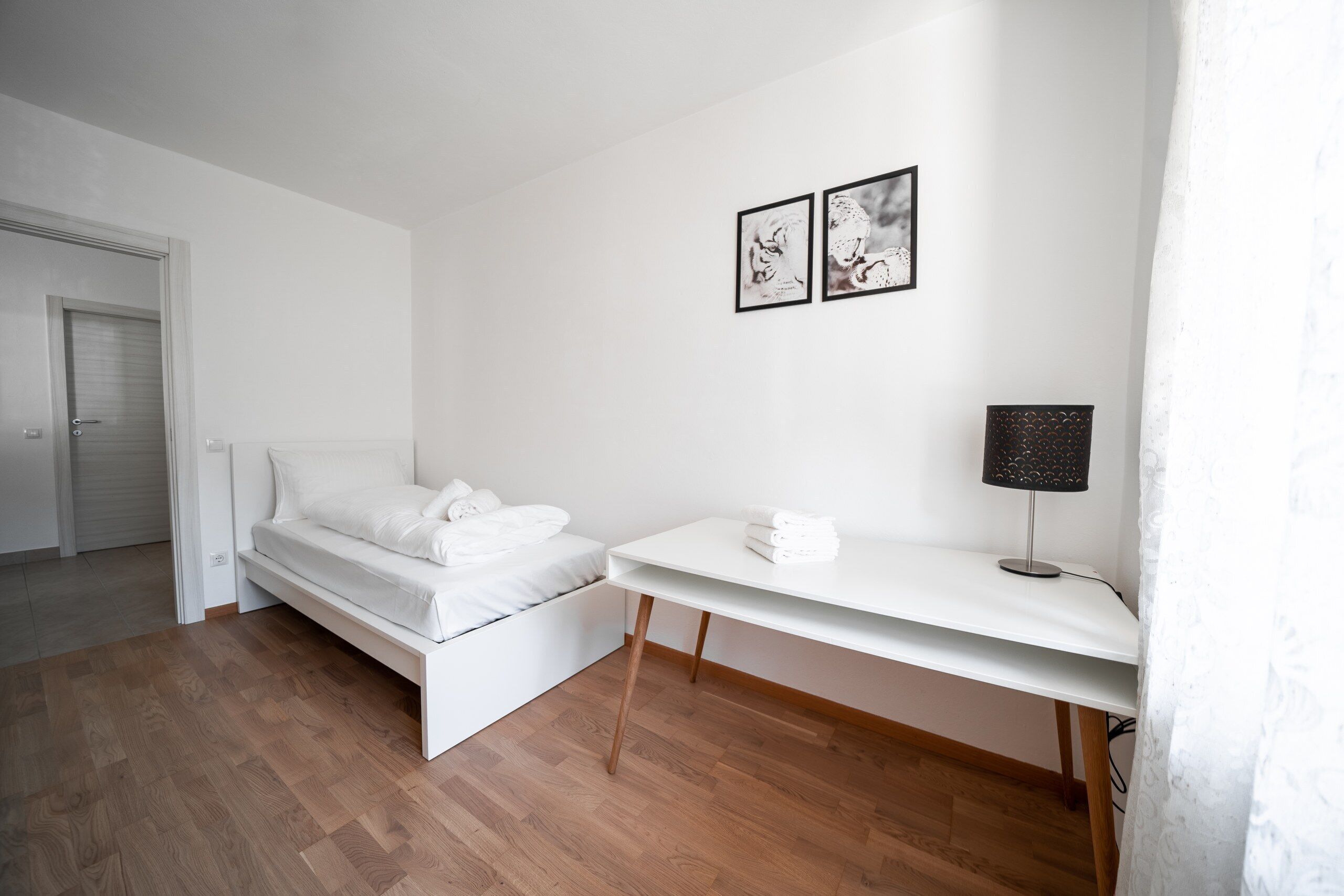 2 bedrooms, WiFi (free), bed sheets