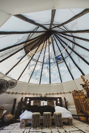 1 chambre, literie fournie