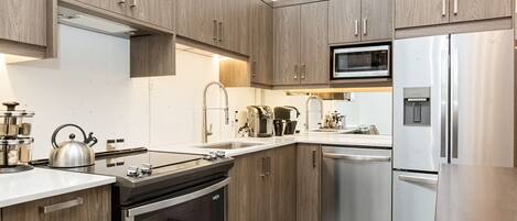 Fridge, microwave, dishwasher