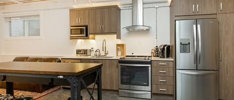 Fridge, microwave, dishwasher