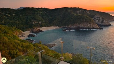 UNIQUE BEACH HOUSE CASA DI LUCA WITH STUNNING VIEW