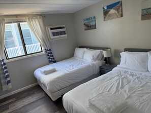 1 bedroom, free WiFi - 1.5 Blocks from Beach with Pool (Wildwood)