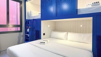 Habitació, bany privat (with Double + Bunk Beds) | Wifi gratuïta