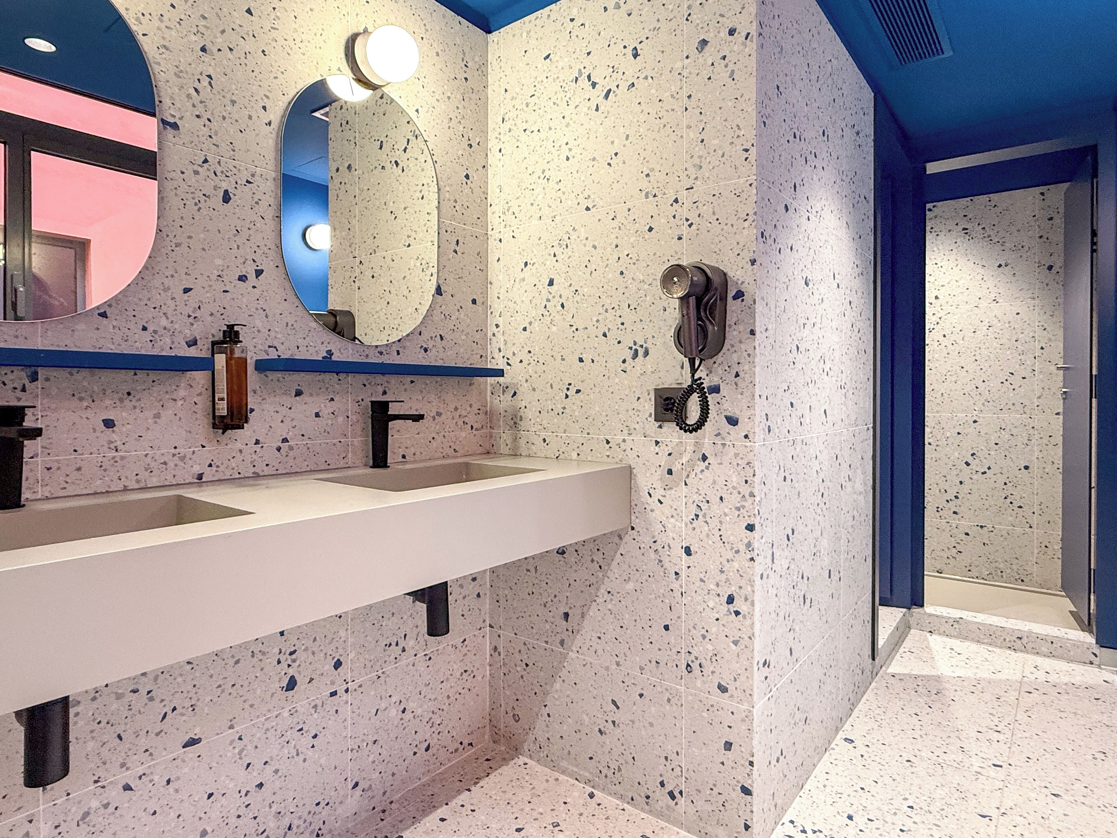 Foto - Coeo Hernan Ruiz Rooftop Pool Hostel