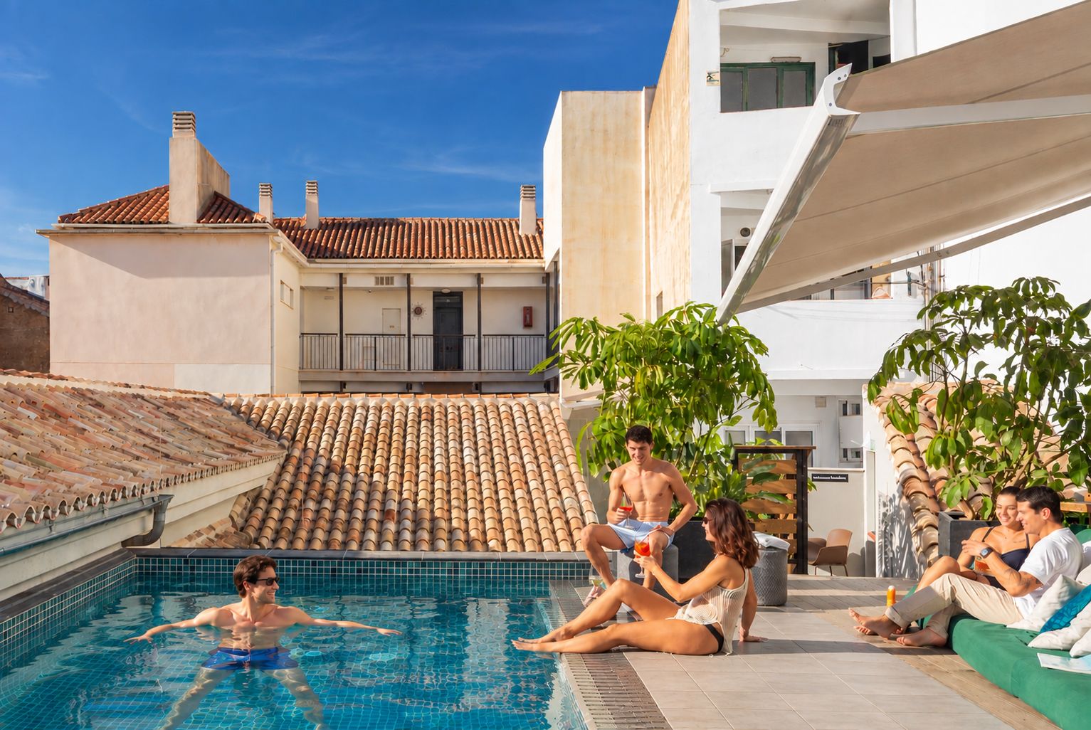 Rooftop pool