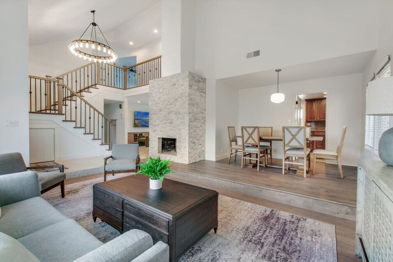 Smart-TV, peis, fotballspill og PC-skjermer