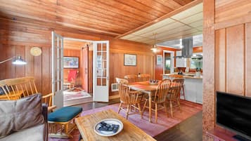 Televisor i llar de foc