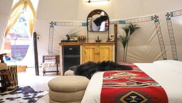 1 habitación y ropa de cama