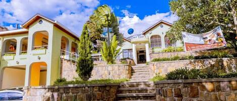 Façade de l’hébergement