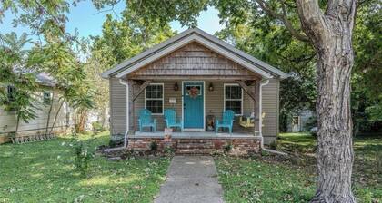 Bland Avenue Bungalow - charming home built in 1937, centrally located