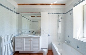 Douche, séchoir à cheveux