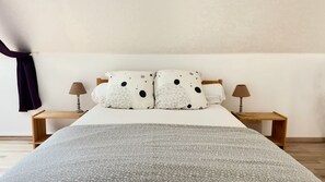 1 Schlafzimmer, Bügeleisen/Bügelbrett, Reisekinderbett, Internetzugang