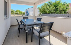 Outdoor dining - Stunning apartment in Vir with WiFi (Vir)